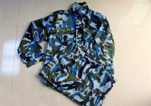 學(xué)生軍訓(xùn)服 學(xué)生迷彩軍訓(xùn)服裝 迷彩服廠家價格 廠家 圖片